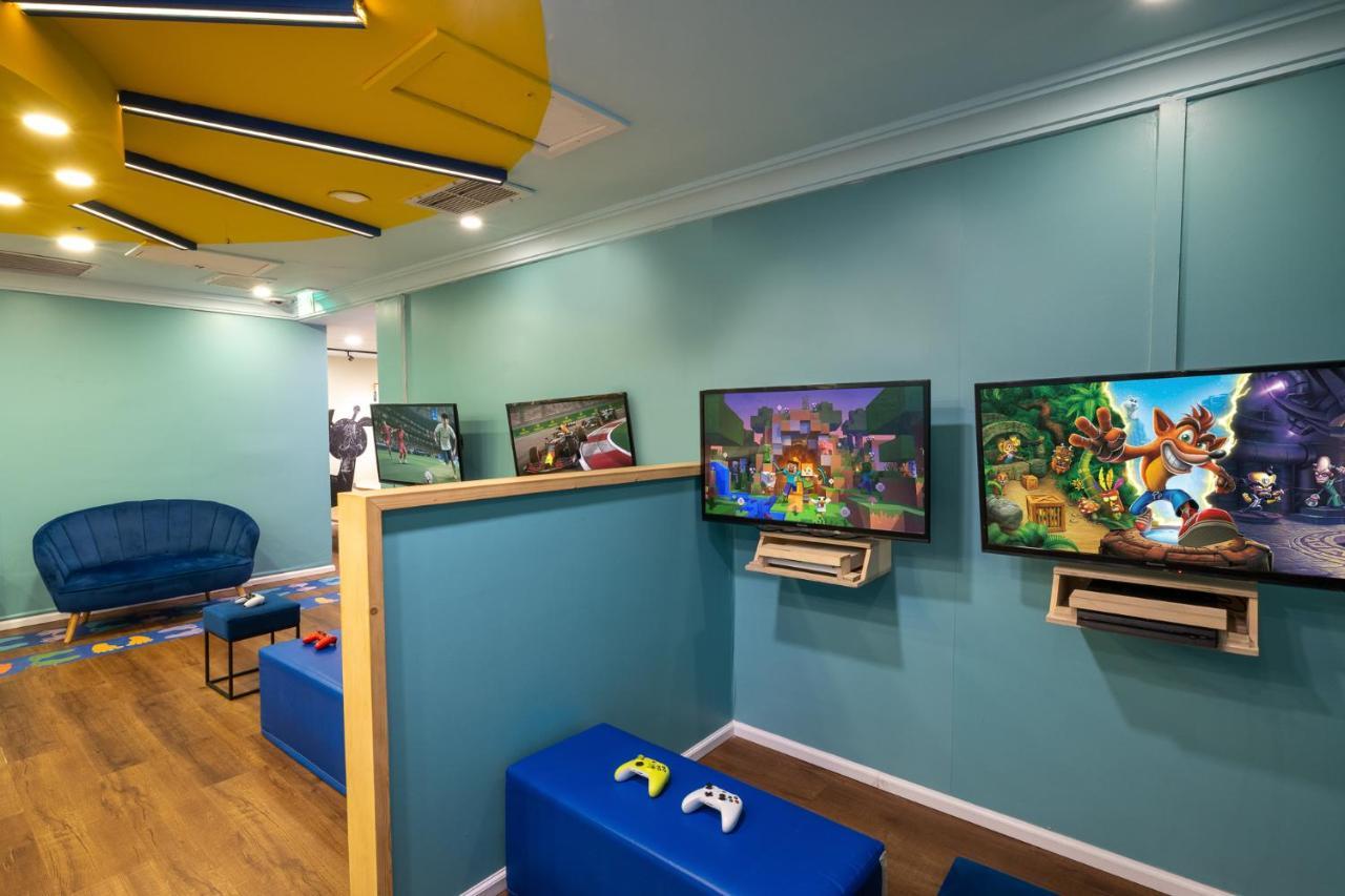 فندق Aria إيلات المظهر الخارجي الصورة The video game room at the hospital