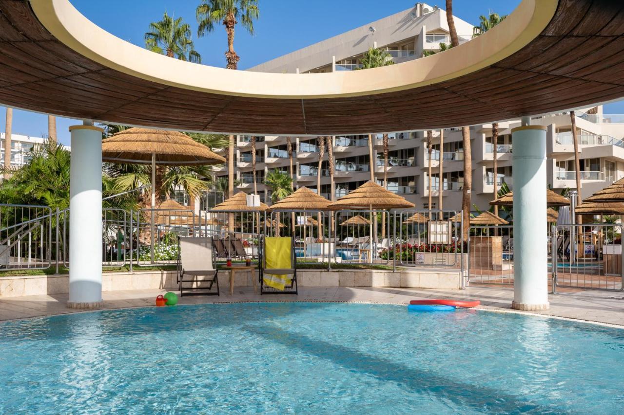 فندق Aria إيلات المظهر الخارجي الصورة The pool at the Hilton Anatole
