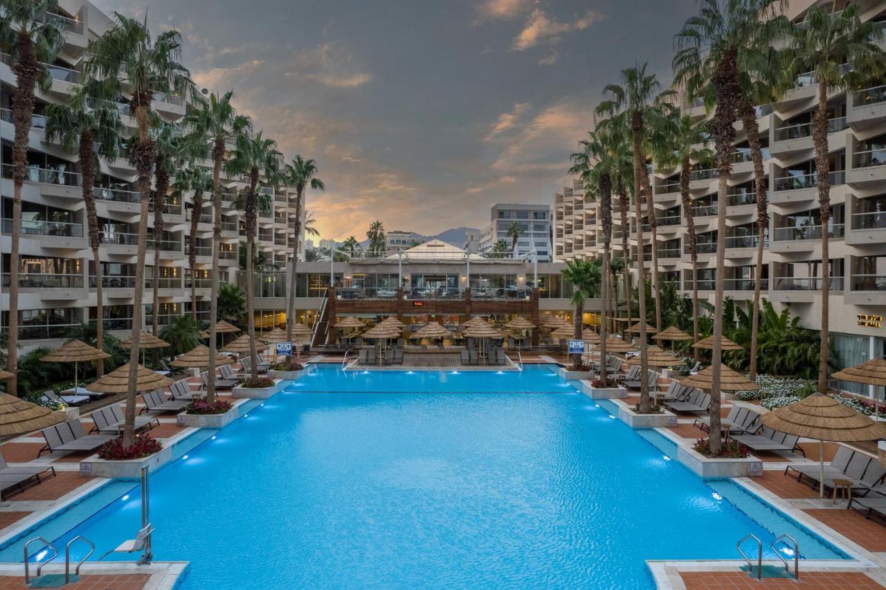 فندق Aria إيلات المظهر الخارجي الصورة The pool at the Grand Resort