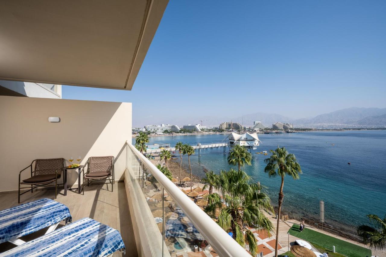 فندق Aria إيلات المظهر الخارجي الصورة Balcony view of San Diego Bay